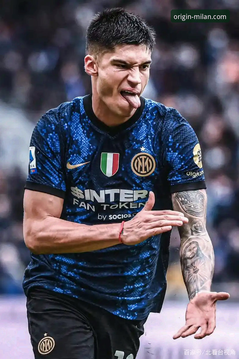 揭秘AC米兰官网iOS版：官方正版入口背后的移动体验真相